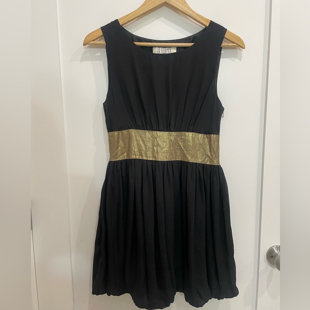 BB Dakota, little black dress, size 4
